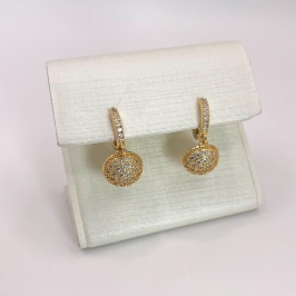 BRINCO MEIO GLOBO CRAVEJADO