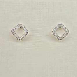 BRINCO QUADRADO TORTO