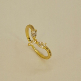 ANEL TRIANGULO DE GOTAS