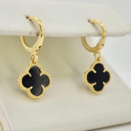 BRINCO PENDULO TREVO PRETO