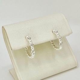 ARGOLA BOLINHAS COM FLORES