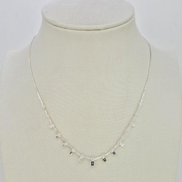 CHOCKER QUADRADOS E BOLINHAS