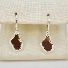 BRINCO ORGANICO MARROM