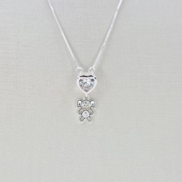 COLAR MENINA CRAVEJADA COM CORACAO