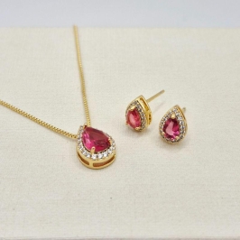 CONJUNTO GOTA VERMELHA CRAVEJADA