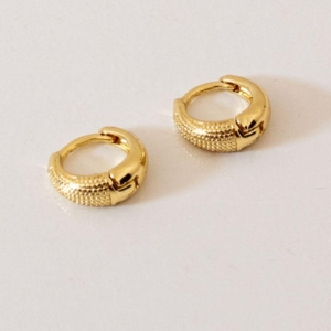 ARGOLA OVAL TEXTURIZADA P