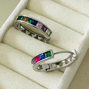 BRINCO ARGOLA ZIRCONIA BAGUETE COLORIDO