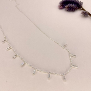 COLAR ZIRCONIA BAGUETE ESPAÇADA