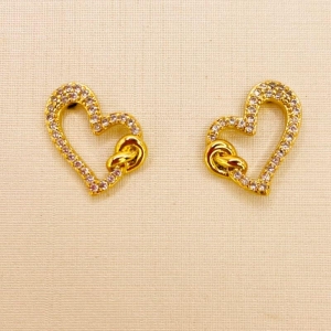 BRINCO CORAÇAO DETALHE TORCIDO