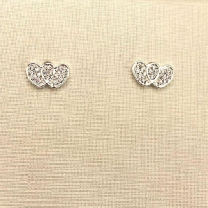 BRINCO CORAÇAO LISO E ZIRCONIA INTERNA