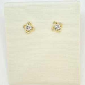 BRINCO FLOR CRAVEJADA