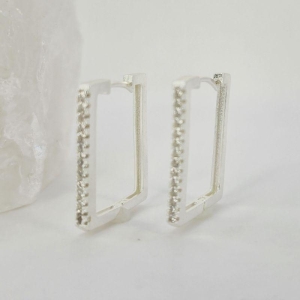 BRINCO RETANGULAR CRAVEJADO