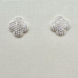 BRINCO TREVO CRAVEJADO