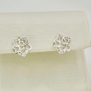 BRINCO FLOR CRAVEJADA