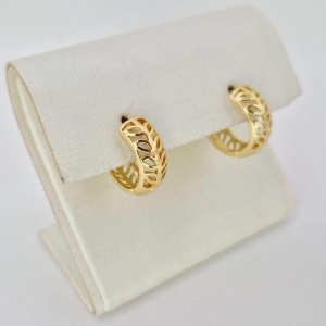 BRINCO FOLHAS VAZADAS