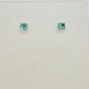 BRINCO QUADRADO AZUL