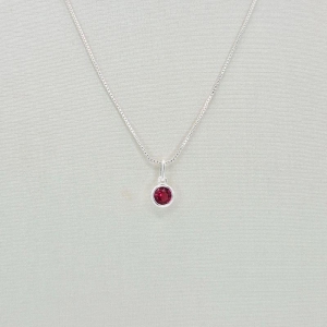 COLAR PEDRA VERMELHA