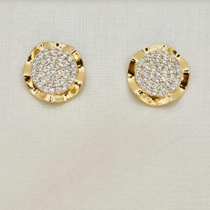 BRINCO CRAVEJADO BORADAS ONDULADAS