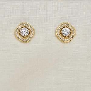 BRINCO TREVO PONTO DE LUZ CRAVEJADO