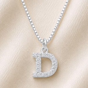 COLAR LETRA ZIRCONIA D