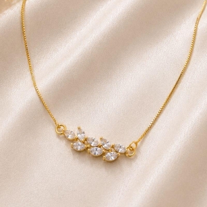 COLAR FOLHAS DE ZIRCONIA
