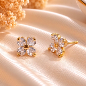BRINCO FLOR DE ZIRCONIA