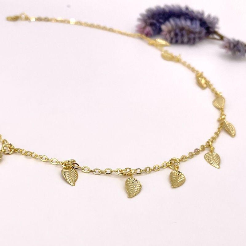 COLAR FOLHAS
