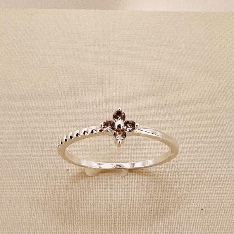 ANEL FLOR PEQUENA ZIRCONIA