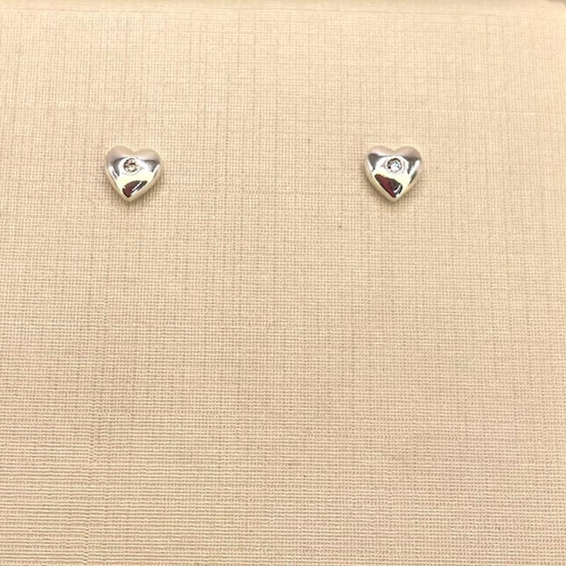 BRINCO CORAÇAO LISO COM PONTO LUZ