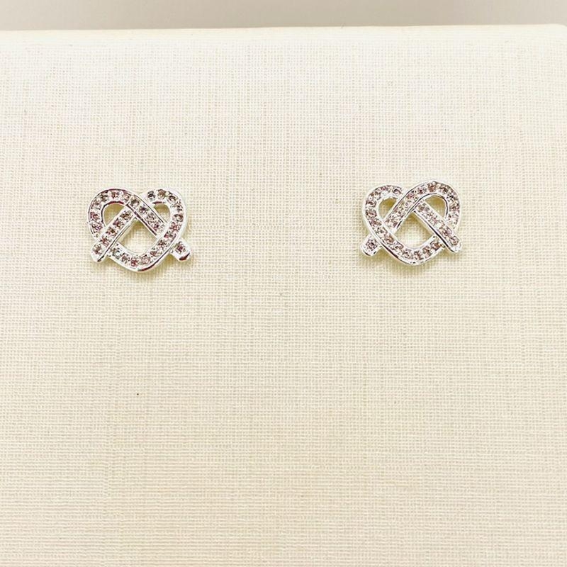 BRINCO CORACAO VAZADO ZIRCONIA