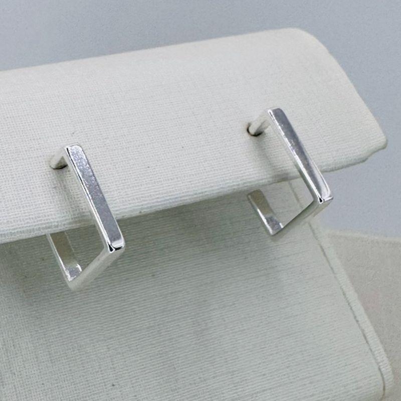 MEIA ARGOLA QUADRADA