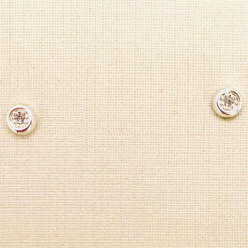 BRINCO PONTO ZIRCONIA