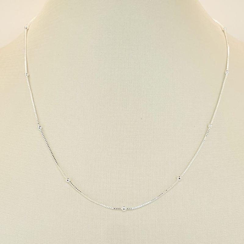 COLAR BOLINHA ESPACADA