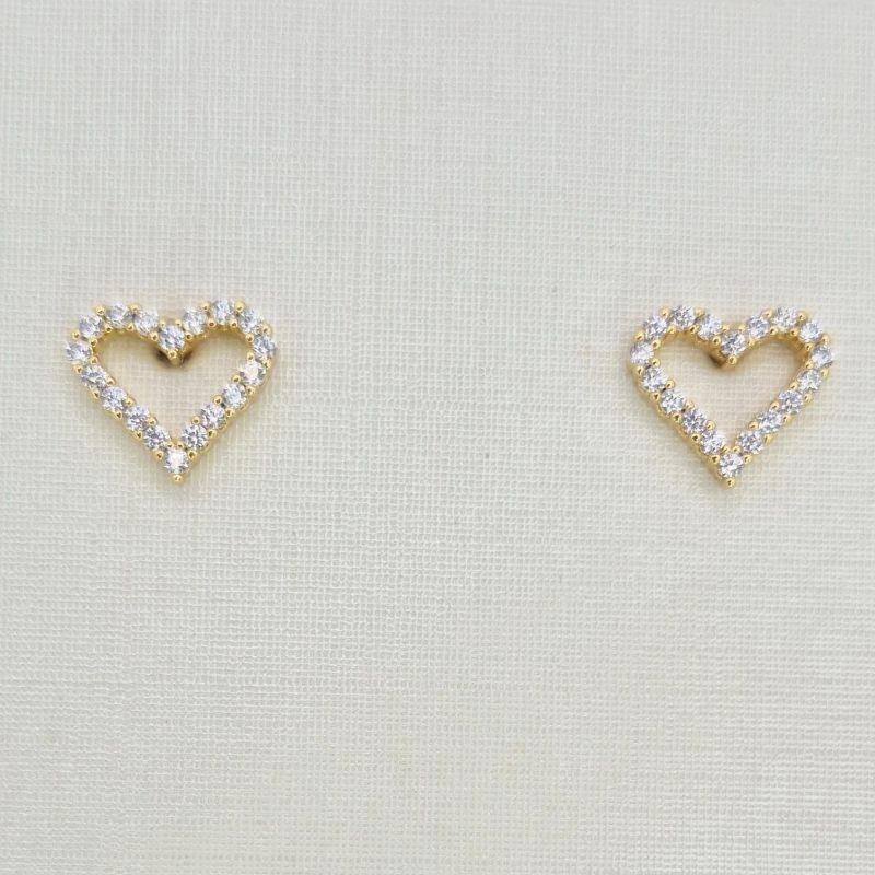 BRINCO CORACAO VAZADO CRAVEJADO