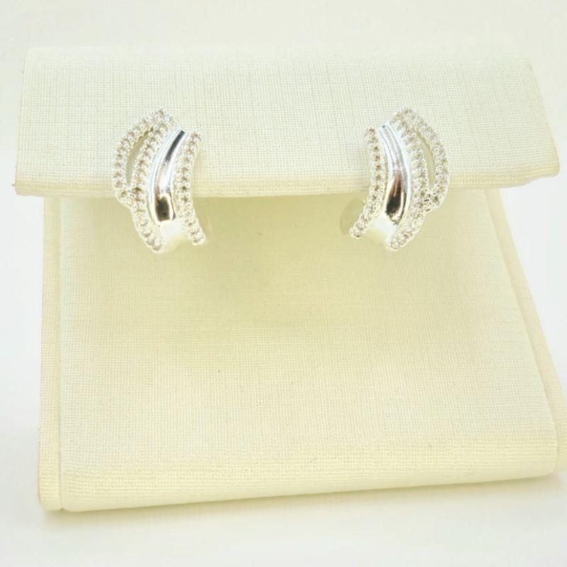 BRINCO CURVADO CRAVEJADO