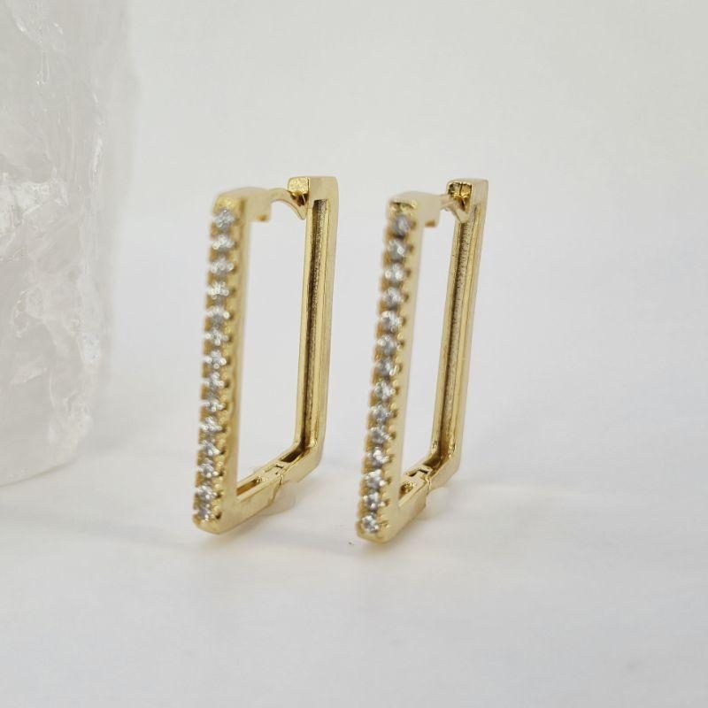 BRINCO RETANGULAR CRAVEJADO