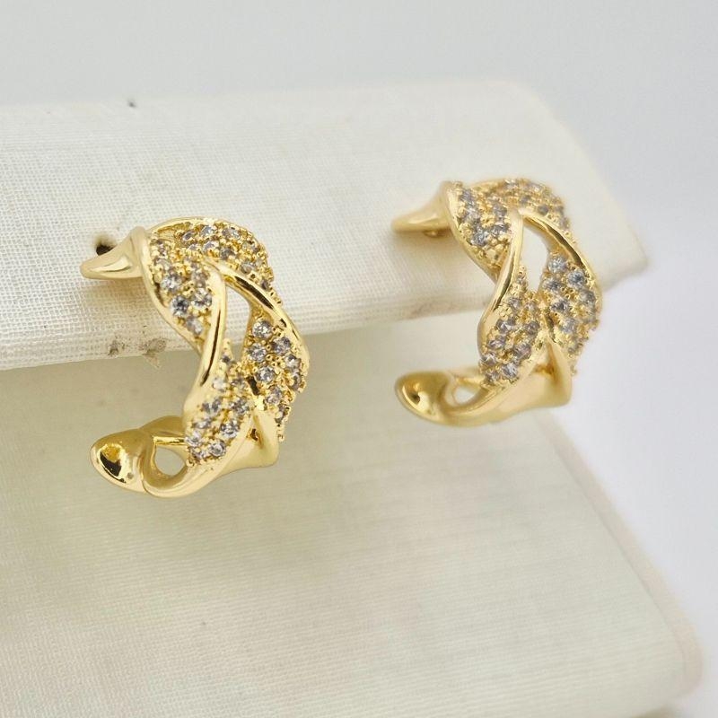 BRINCO TRANCADO CRAVEJADO