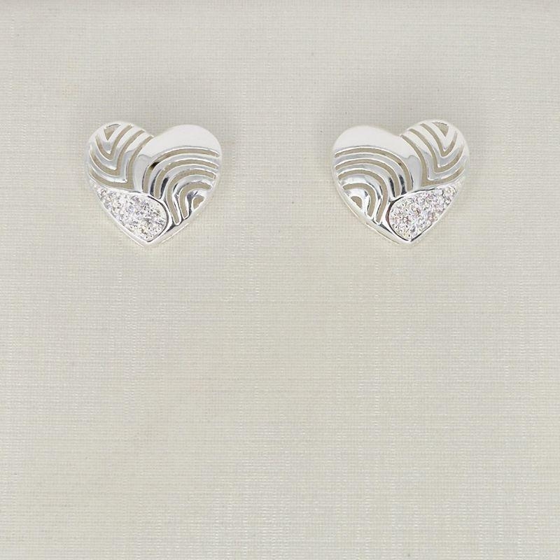 BRINCO CORACAO CRAVEJADO COM TEXTURA