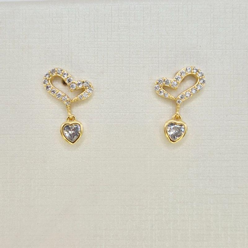 BRINCO CORACAO CRAVEJADO E PONTO DE LUZ