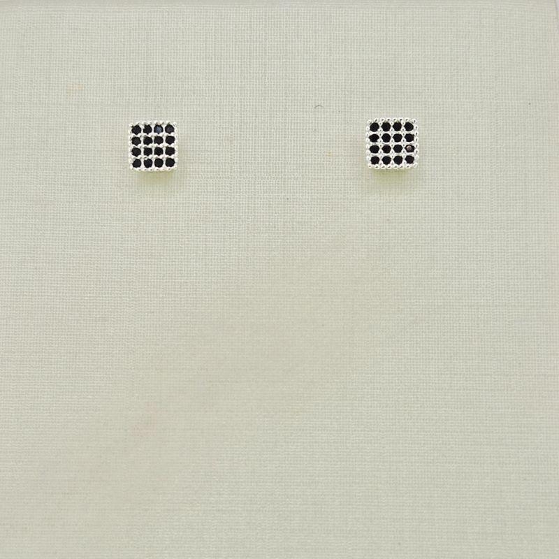 BRINCO PEDRAS PRETAS