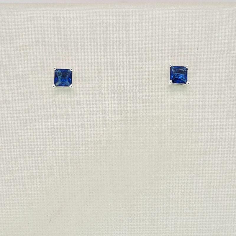 BRINCO QUADRADO AZUL