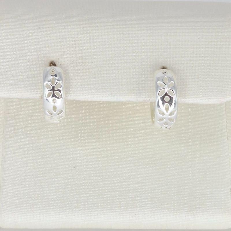 ARGOLA FLORES VAZADAS