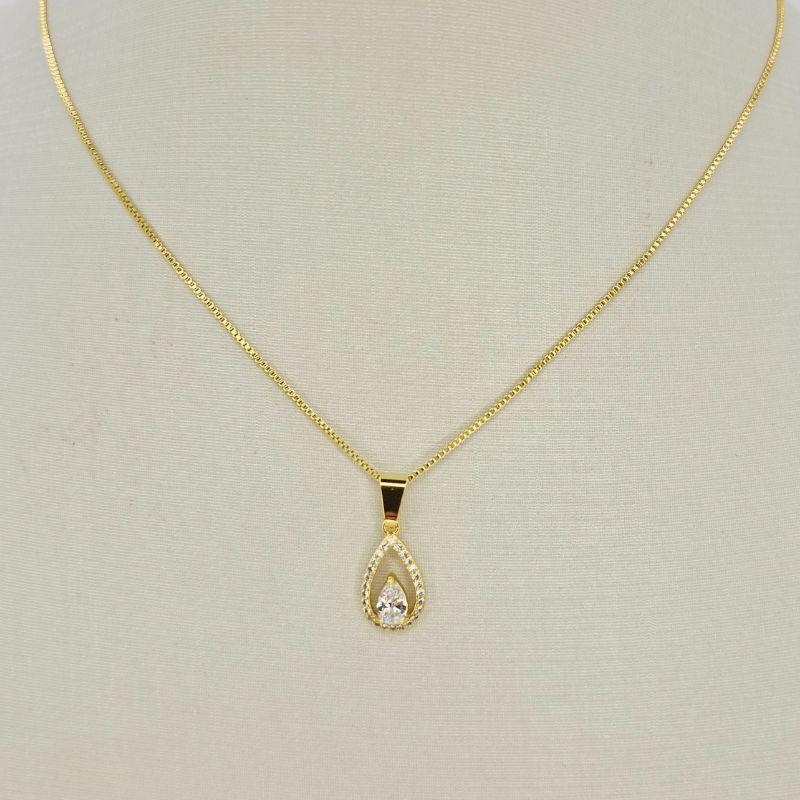 COLAR GOTA CRAVEJADA