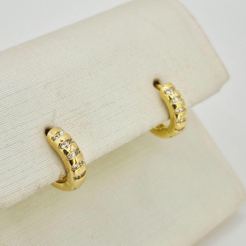 ARGOLA LINHAS DE ZIRCONIA