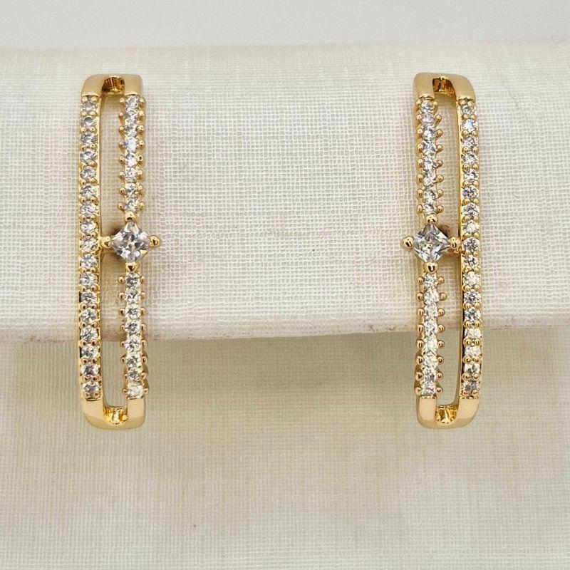 BRINCO LONGO CRAVEJADO