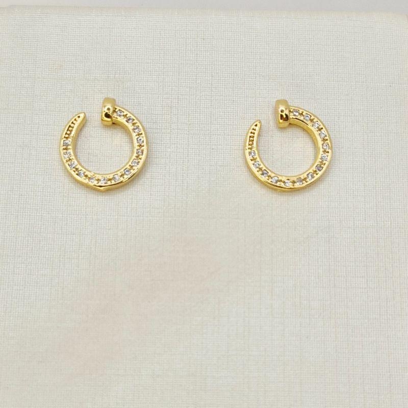 BRINCO PREGO CRAVEJADO