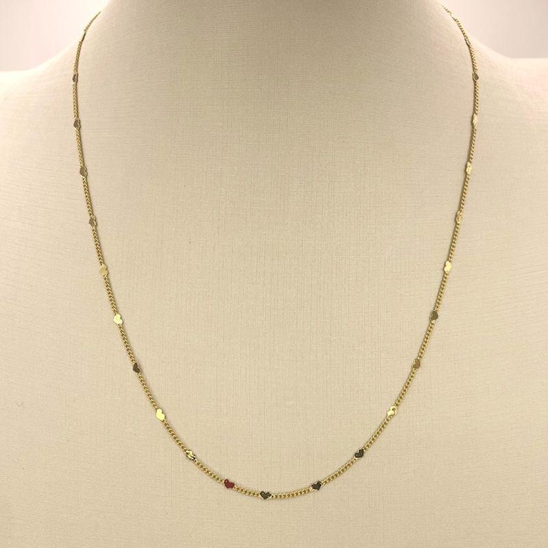 COLAR CORACOES CHAPADOS ESPAÇADOS