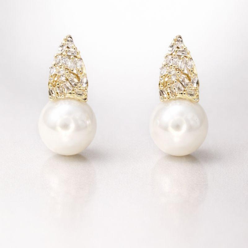 ARGOLA CRAVEJADA COM PEROLA