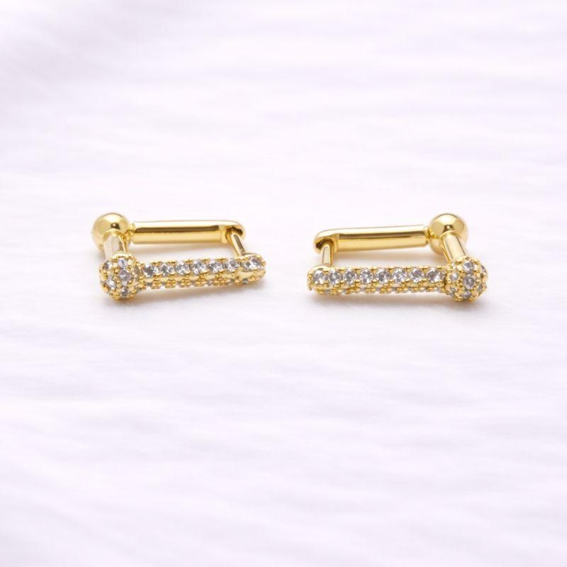 ARGOLA RETANGULAR PONTA REDONDA