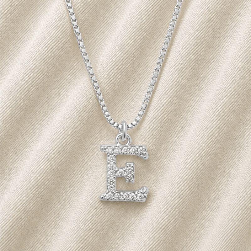 COLAR LETRA ZIRCONIA E